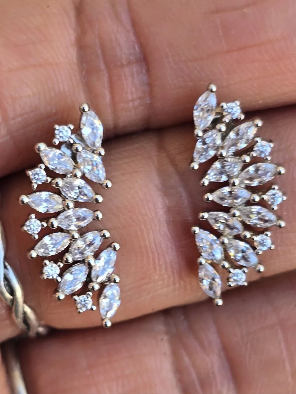Gorgeous marquise-cut ear climber wings 925 sterling silver earrings